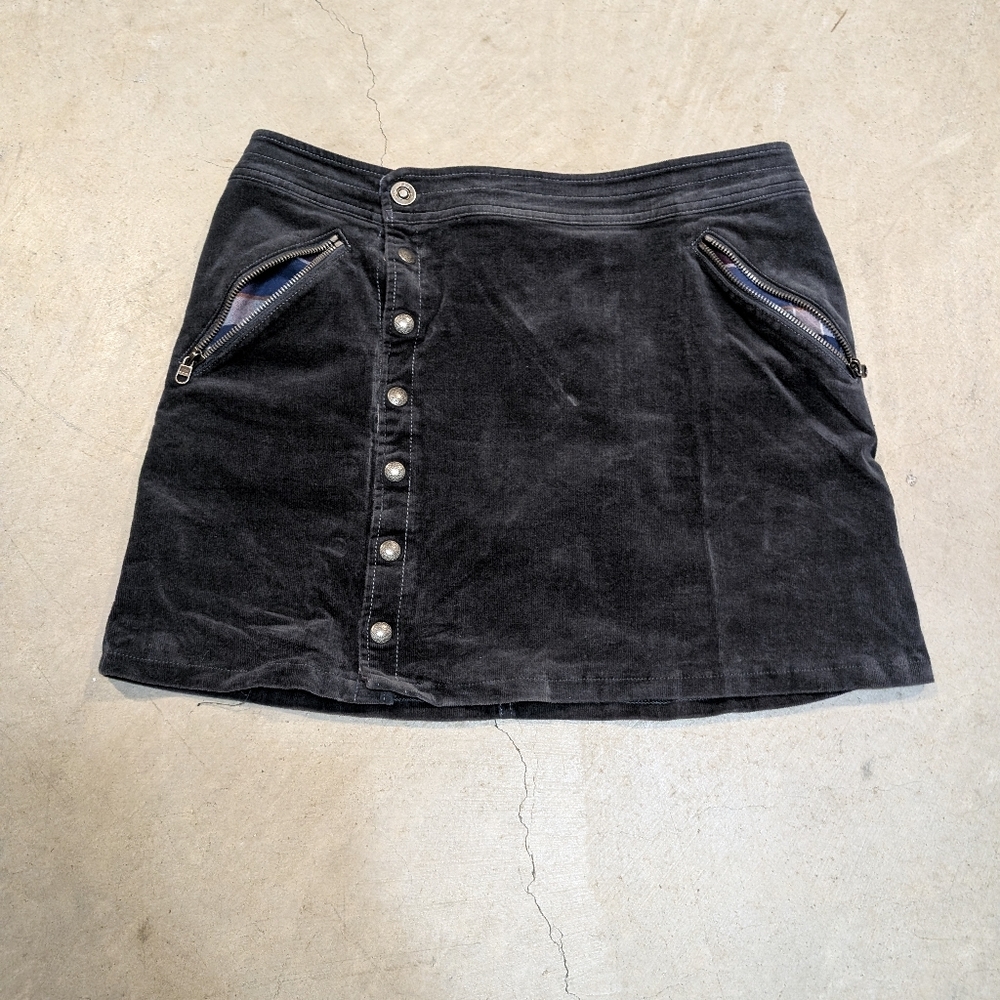 Kuhl Streamline Corduroy Skirt Women's 8 Dark Gray/Black Button Front